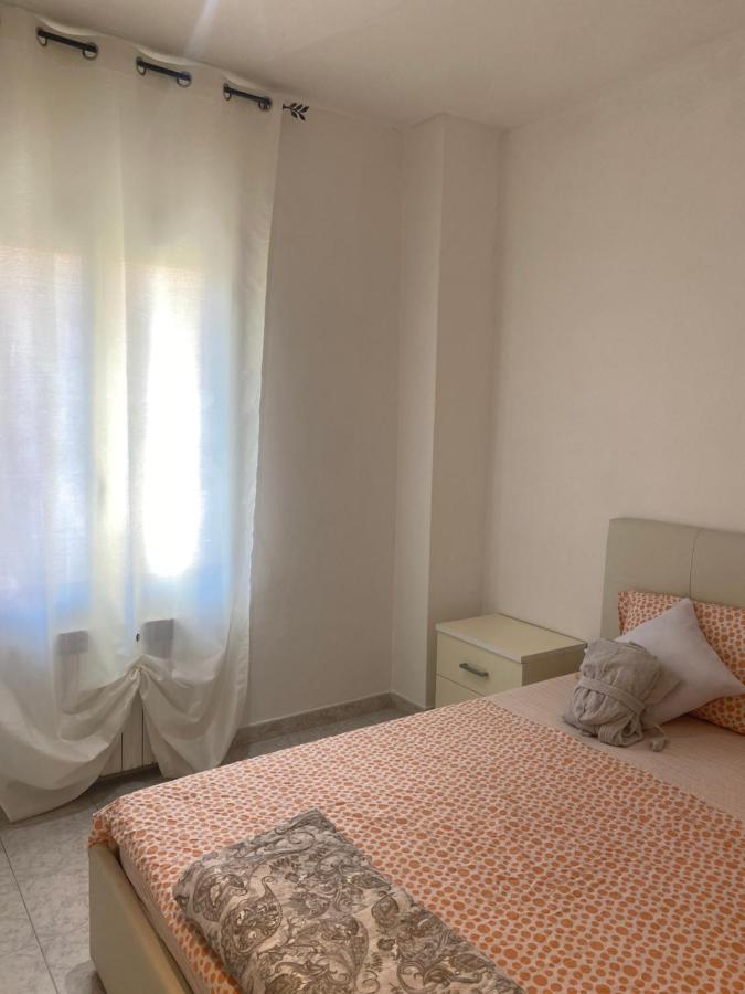 La Casa Del Giglio Hotel Albenga Exterior foto